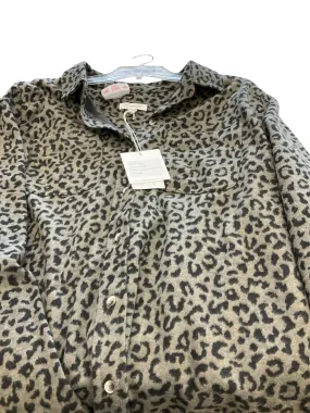 Jacket Shirt By Beachlunchlounge In Animal Print, Size: Xl